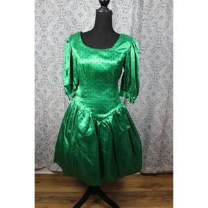 Vintage Green Satin dress with black polka dots J.B. Express Size‎ 7